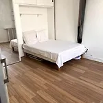 Chambre Et Cuisine Separee