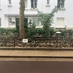 Chambre Et Cuisine Separee